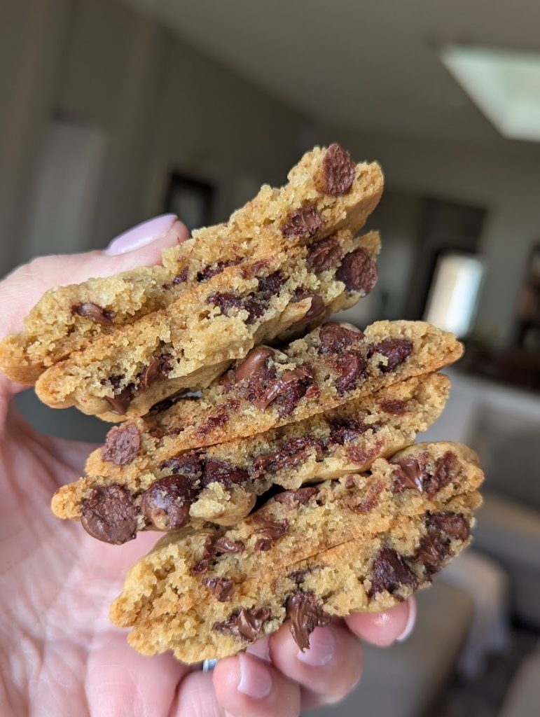Chocolate Chip Cookies (6ct)